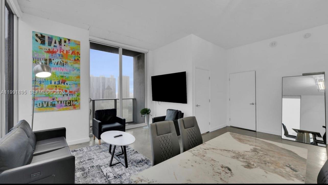 CENTRO CONDO - Residential