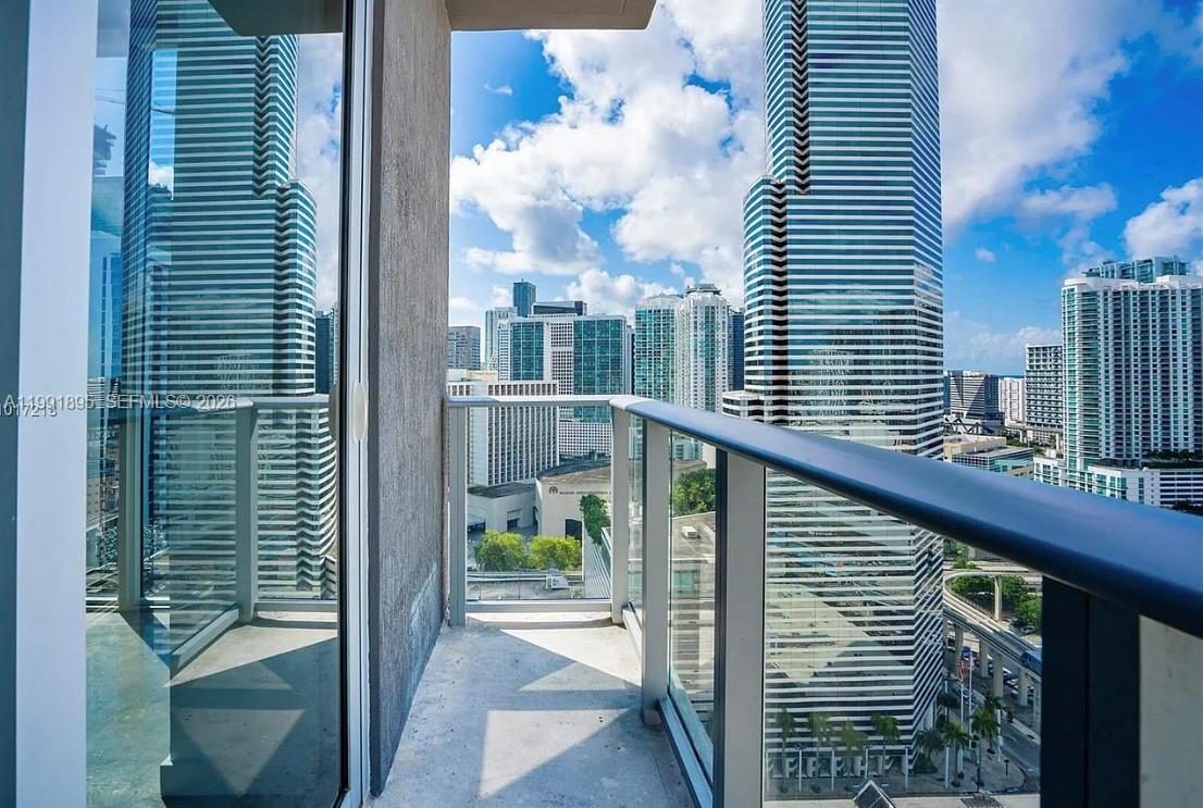 CENTRO CONDO - Residential