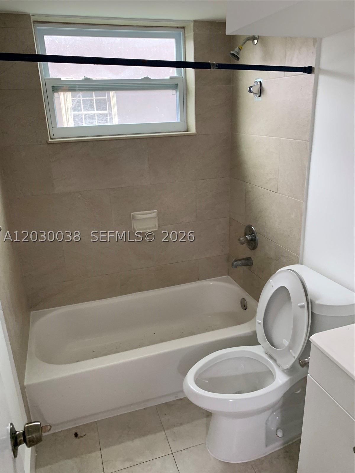 THE PALMS 51 CONDO - Residential Lease