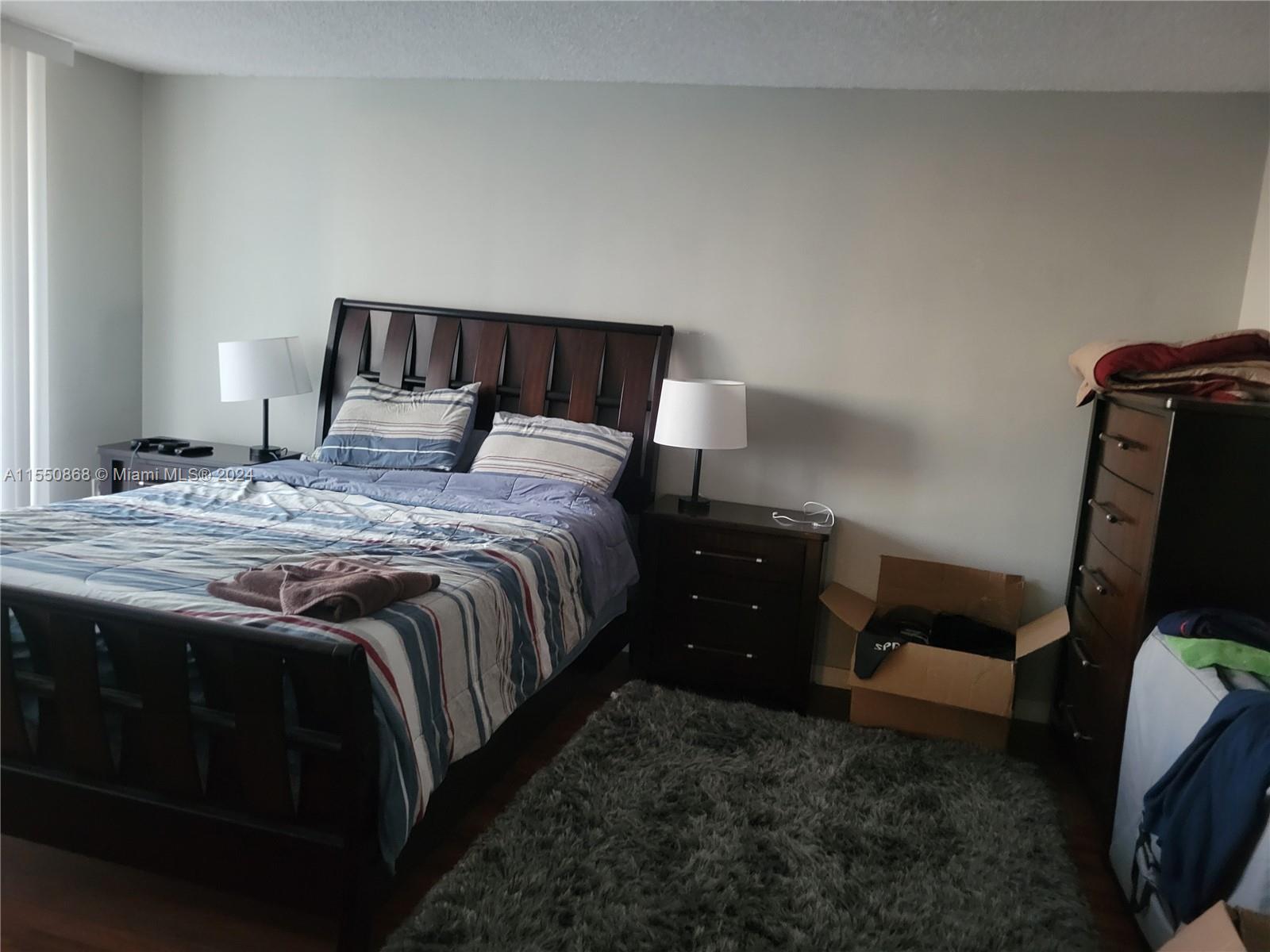 WILSHIRE CONDO - Residential Lease