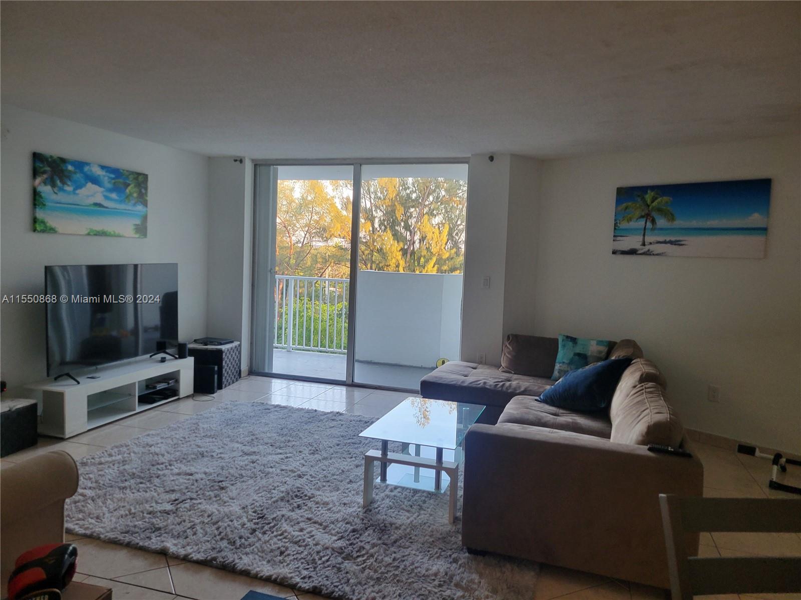 WILSHIRE CONDO - Residential Lease