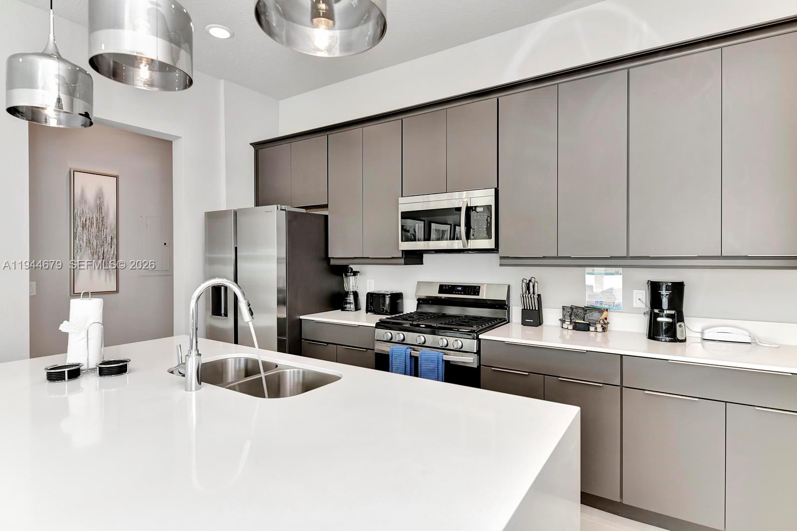 SPECTRUM AT REUNION CONDO - Residential