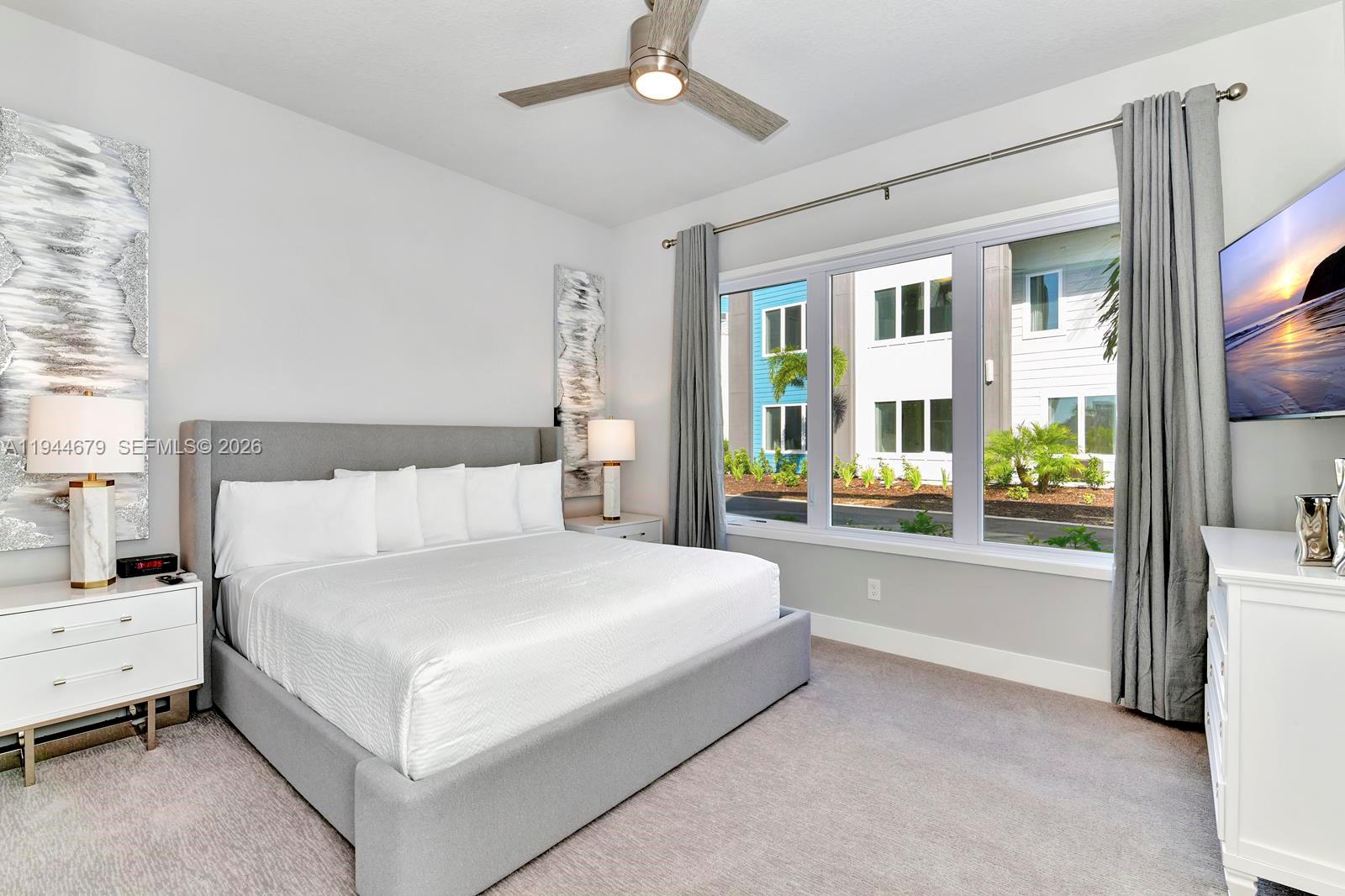 SPECTRUM AT REUNION CONDO - Residential