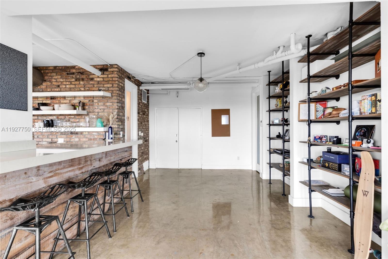 THE FLATS AT MORNINGSIDE - Residential