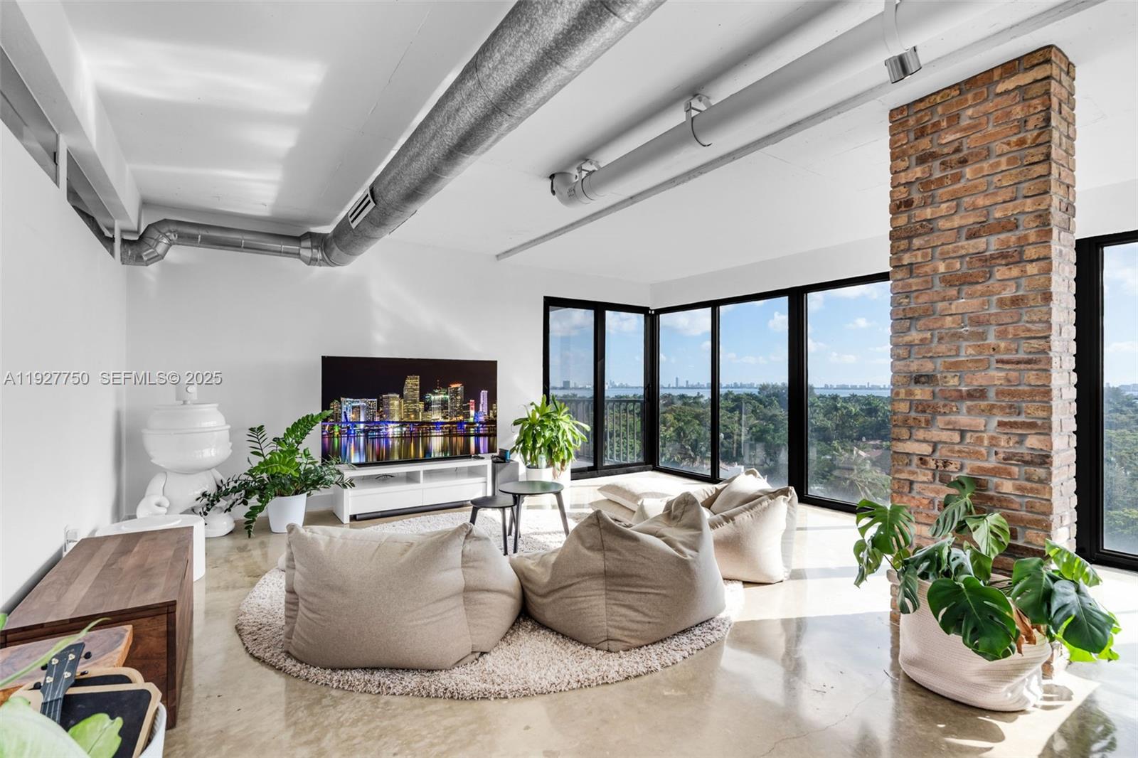 THE FLATS AT MORNINGSIDE - Residential