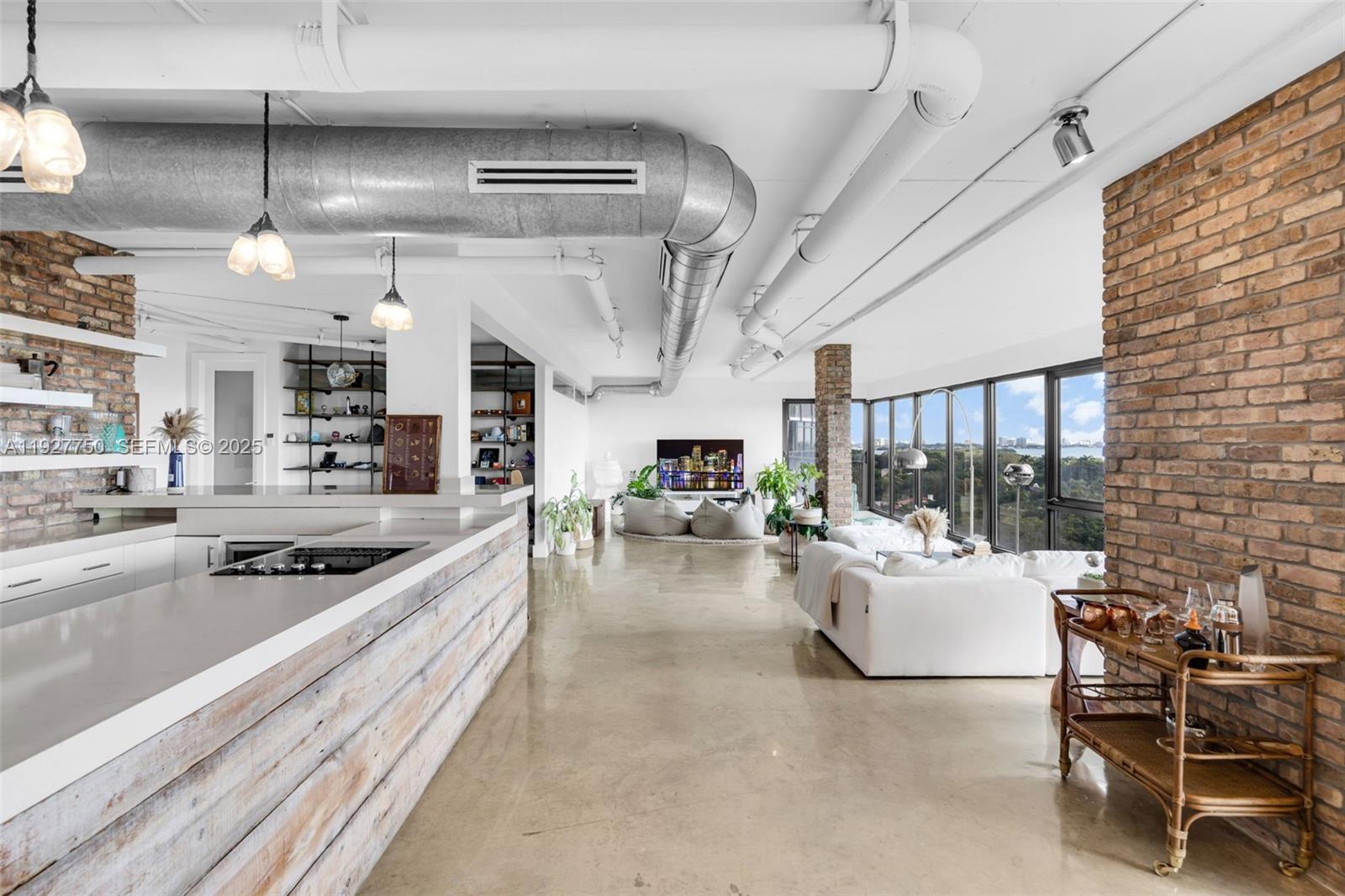 THE FLATS AT MORNINGSIDE - Residential