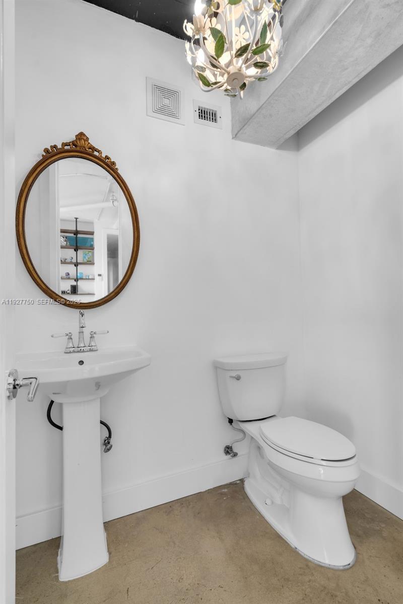 THE FLATS AT MORNINGSIDE - Residential