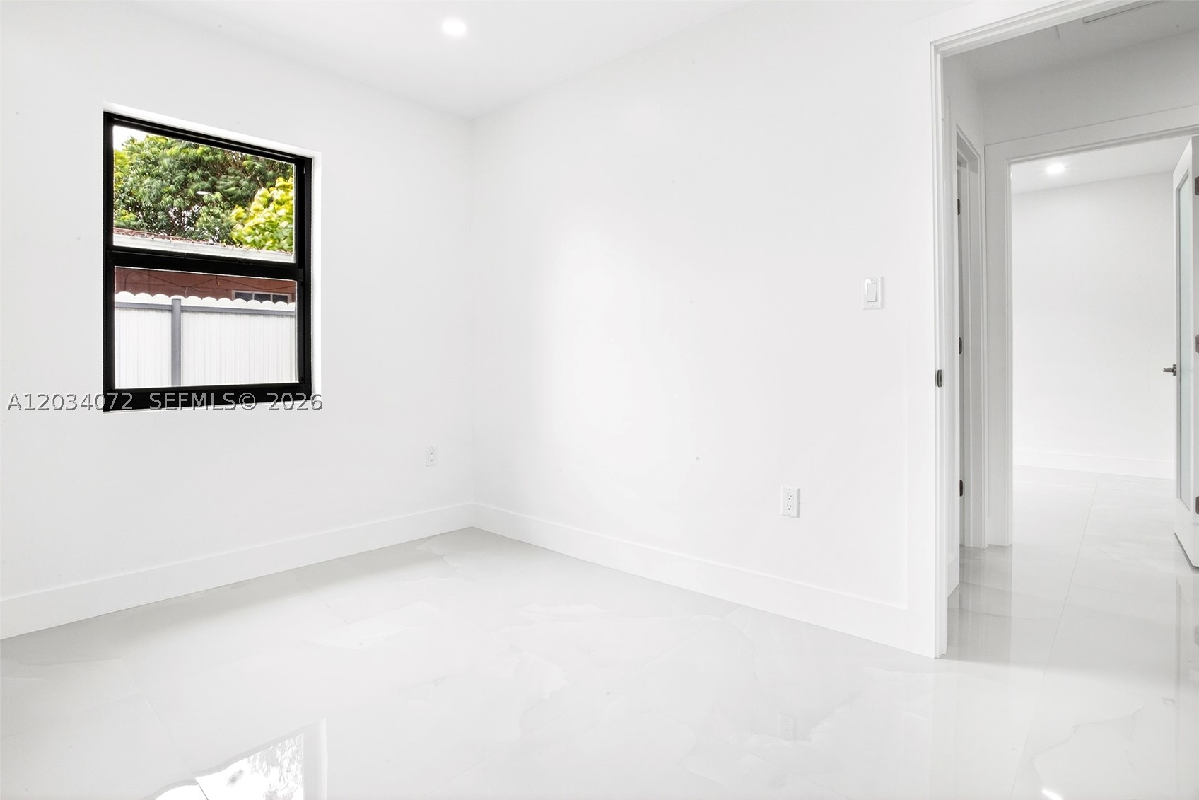 BROADMOOR MANOR - Residential