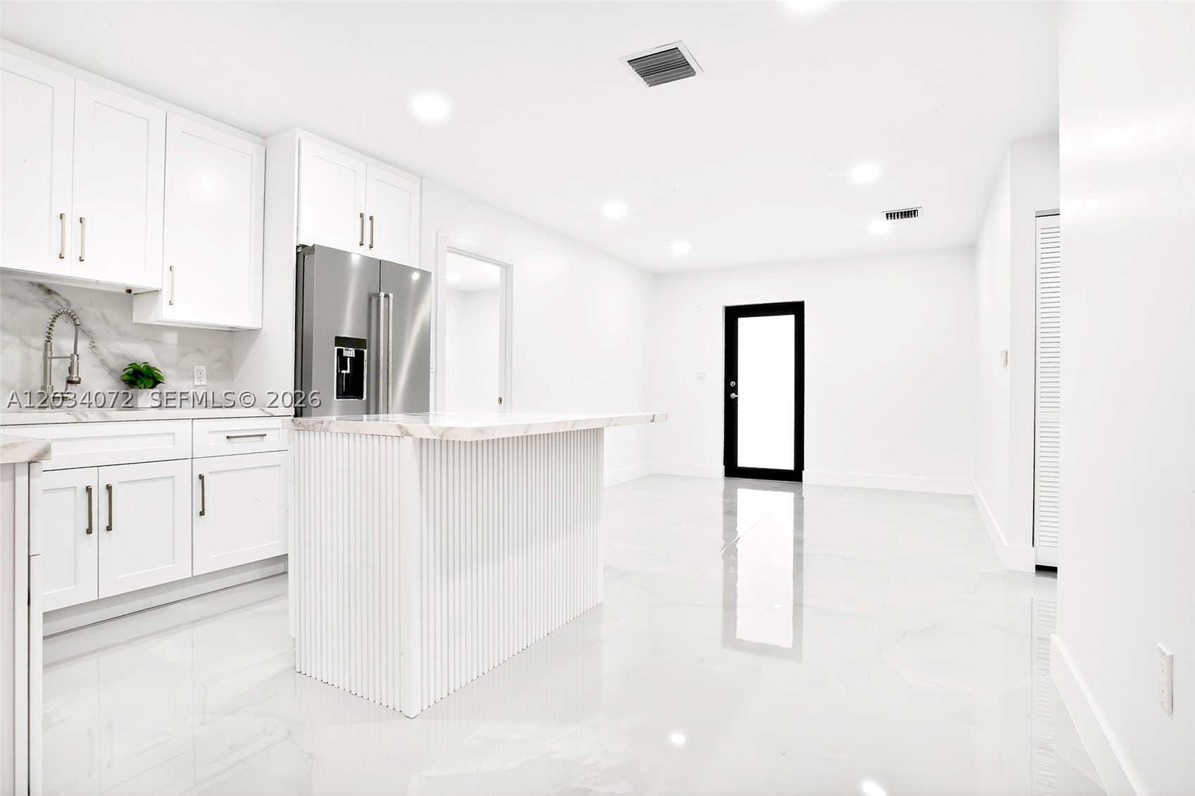 BROADMOOR MANOR - Residential