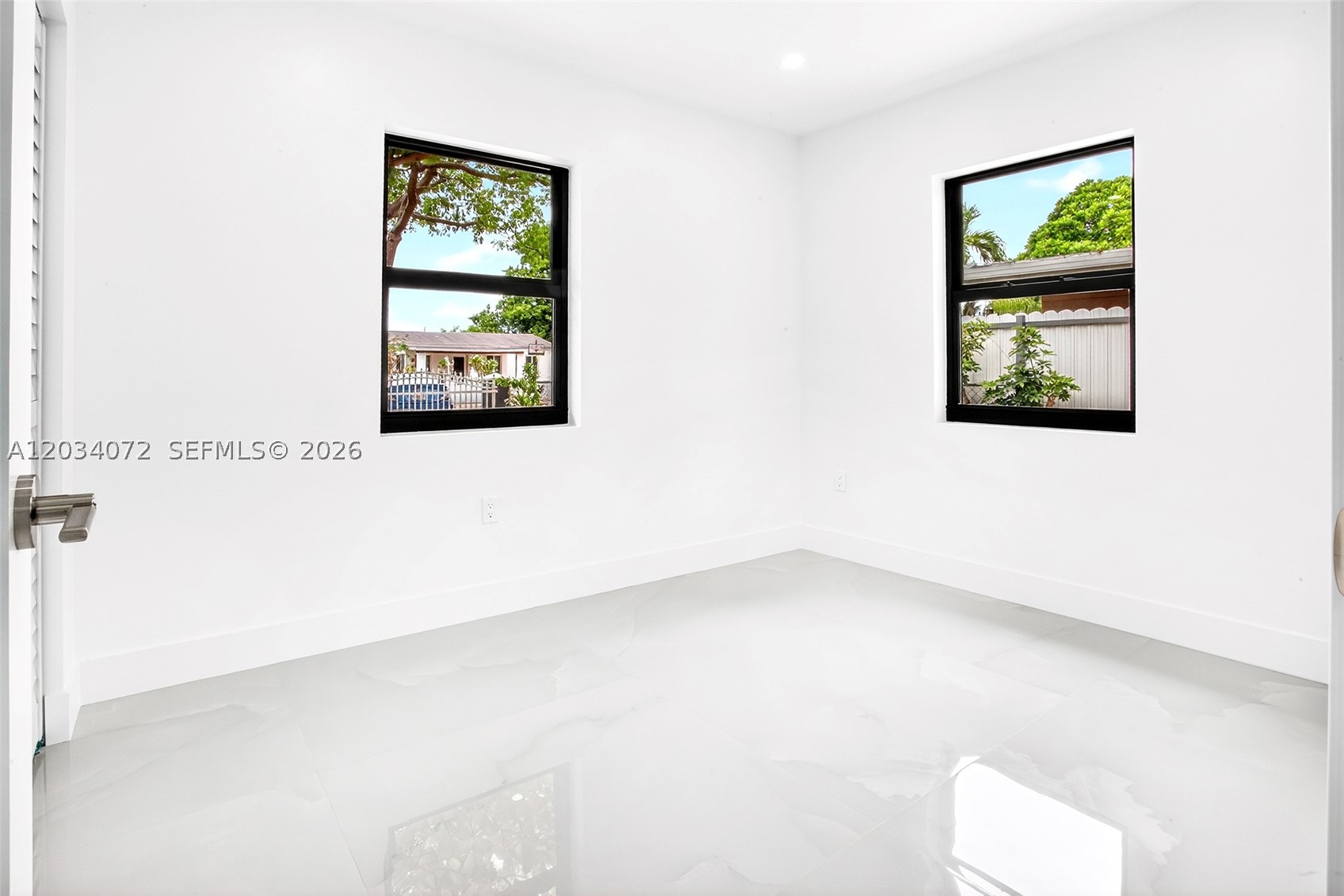 BROADMOOR MANOR - Residential