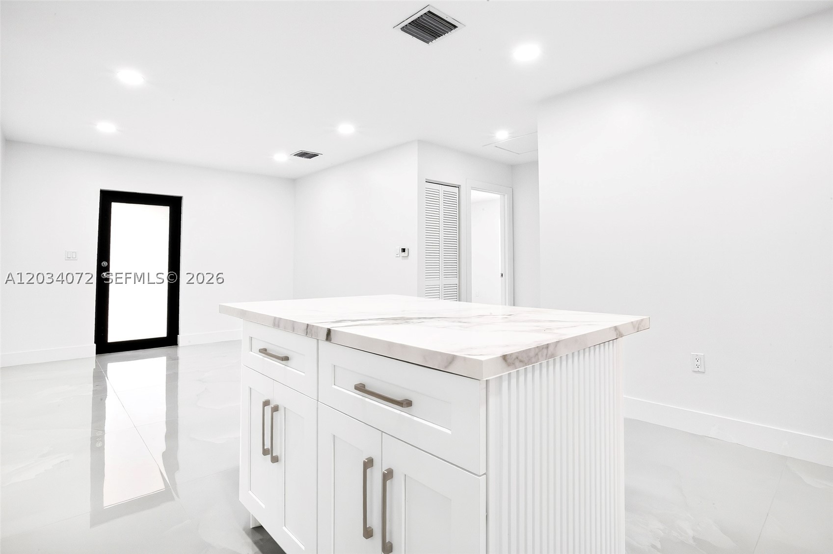 BROADMOOR MANOR - Residential