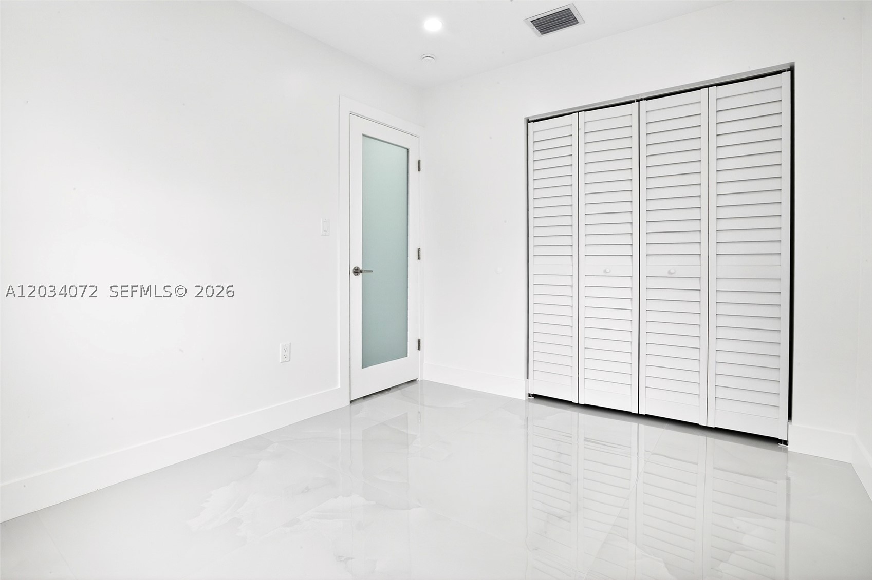 BROADMOOR MANOR - Residential