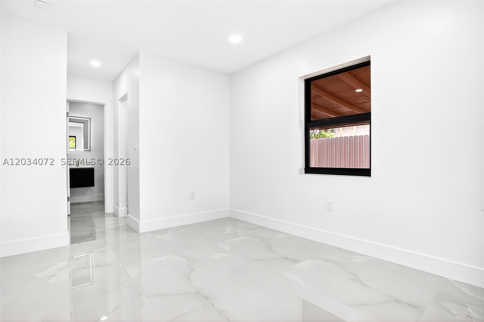 BROADMOOR MANOR - Residential