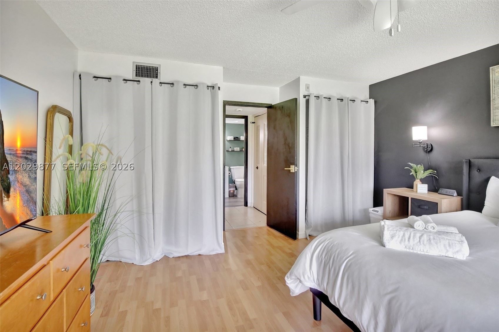 HAMPTON COURT CONDO - Residential