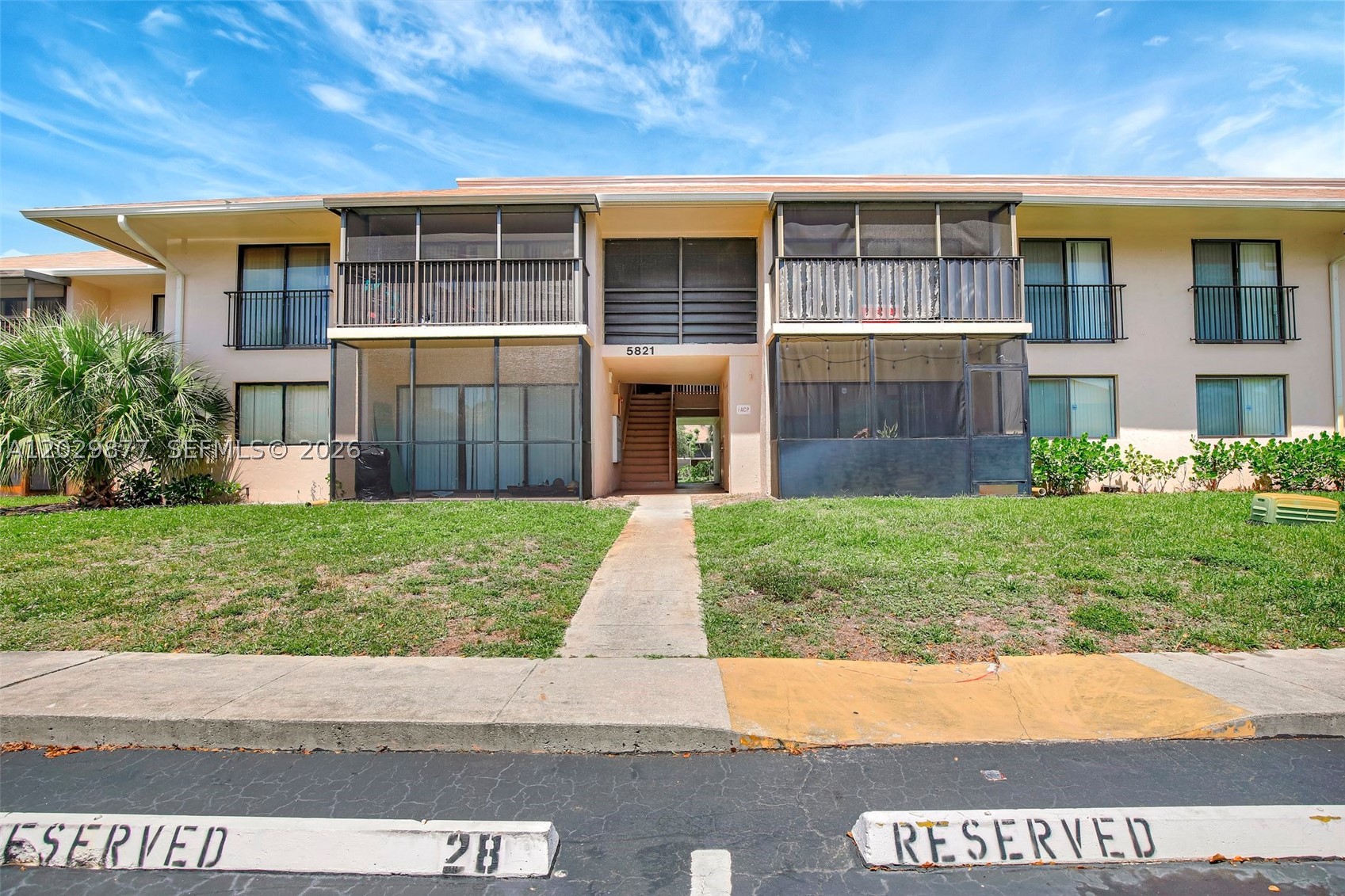 HAMPTON COURT CONDO - Residential