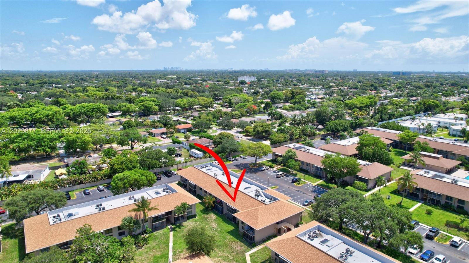 HAMPTON COURT CONDO - Residential