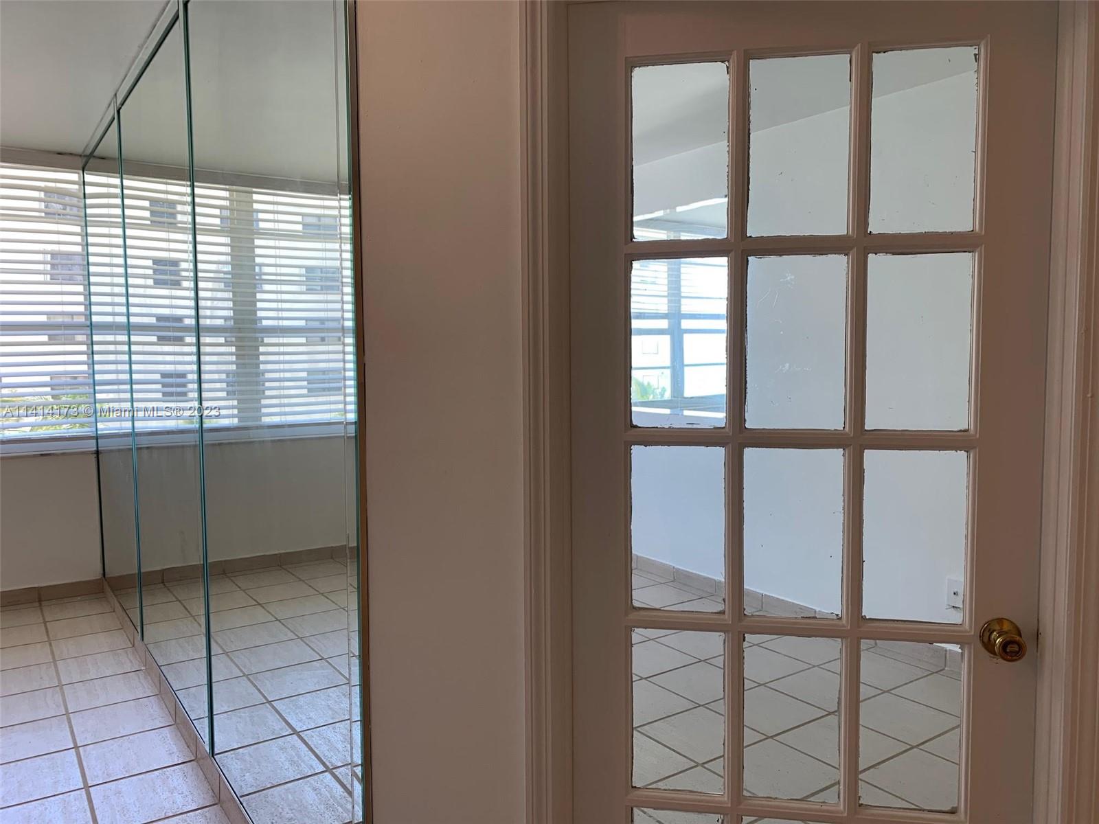 THE DECOPLAGE CONDO - Residential Lease