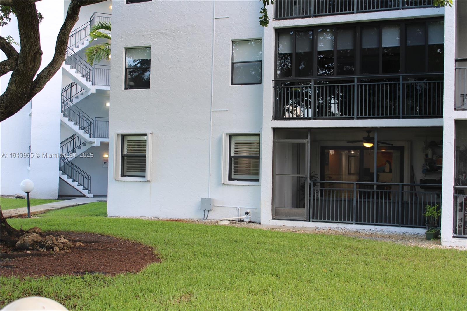 FAIRWAYS AT BONAVENTURE C - Residential