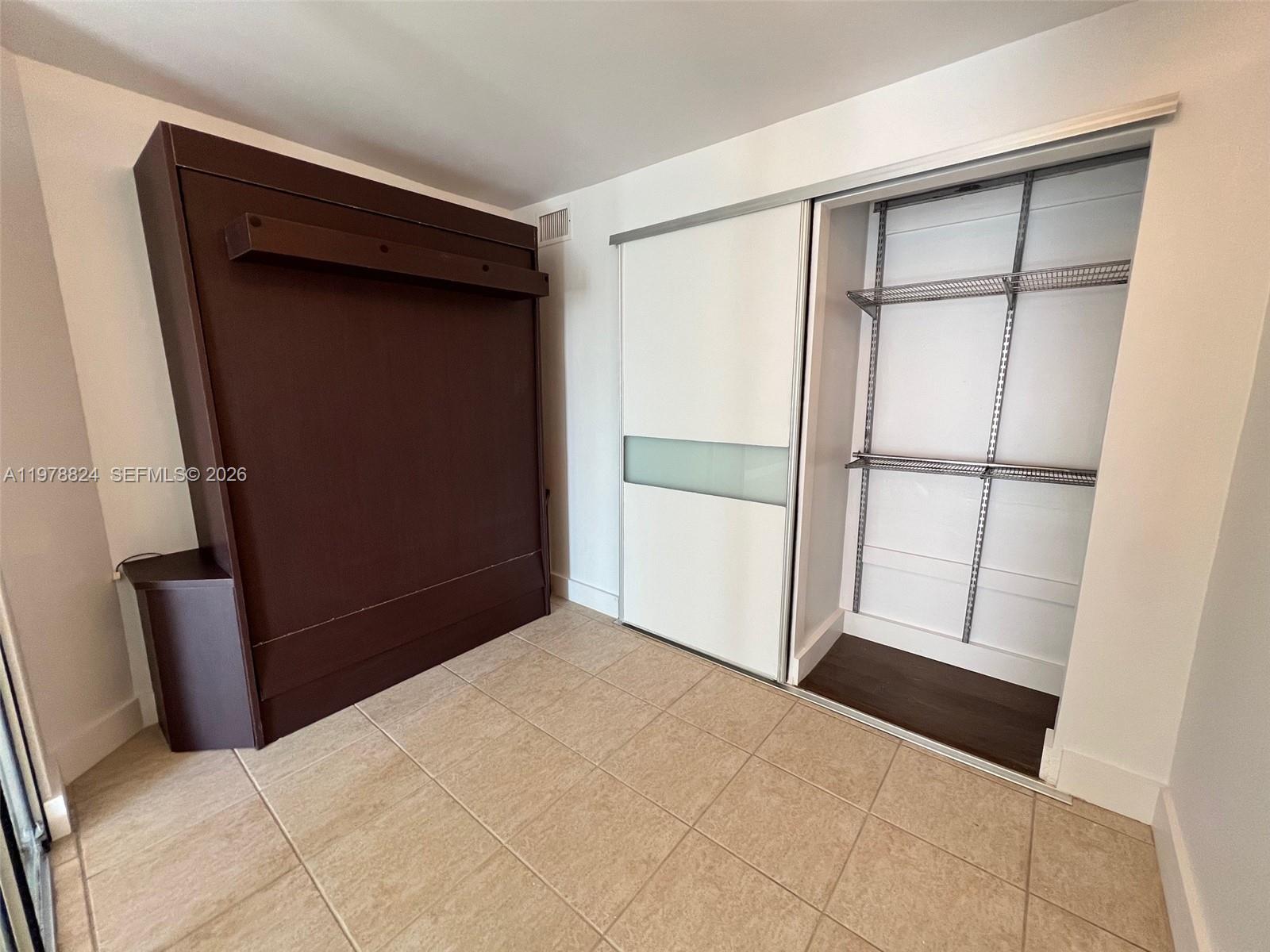 GOLDEN HOUSE CONDO - Residential