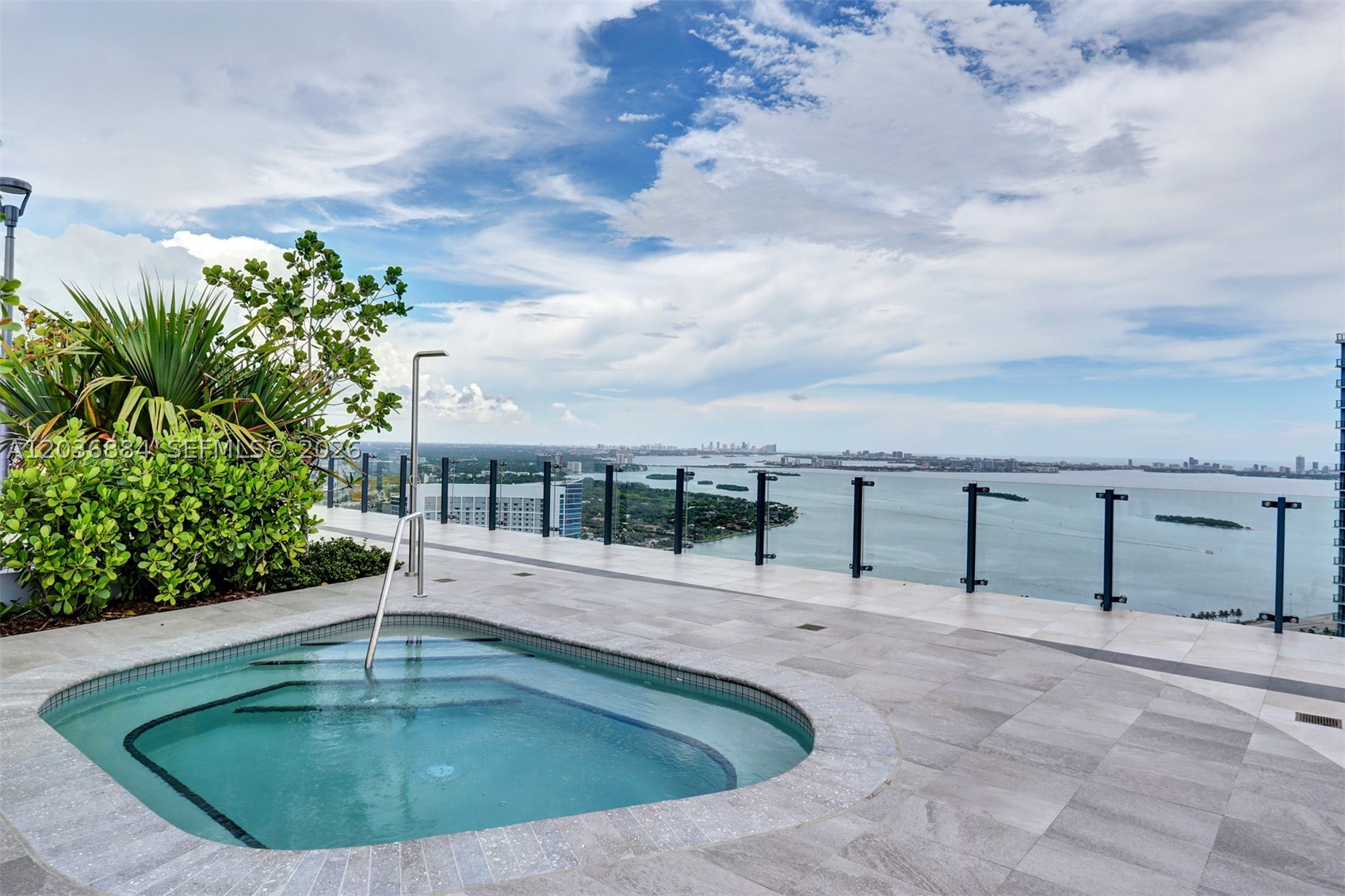 PARAISO BAYVIEWS CONDO - Residential Lease