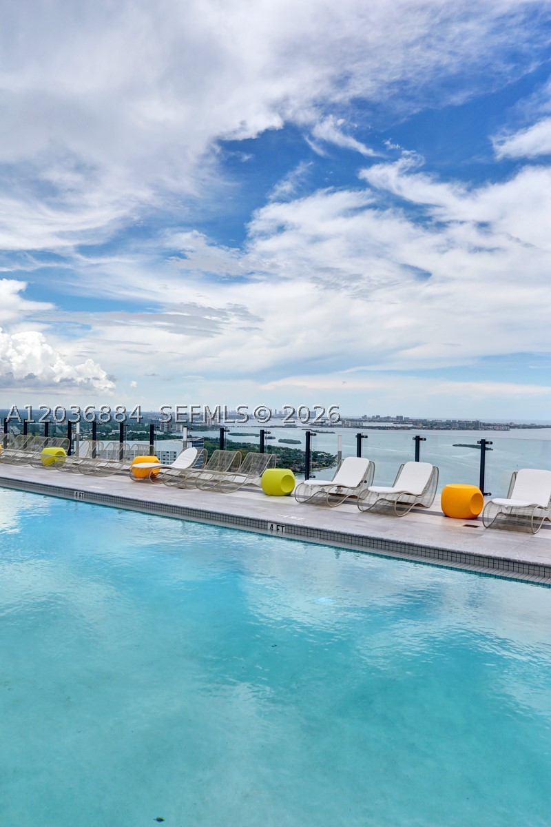 PARAISO BAYVIEWS CONDO - Residential Lease