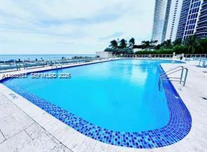 THE AVENTURA BEACH CLUB CO - Residential