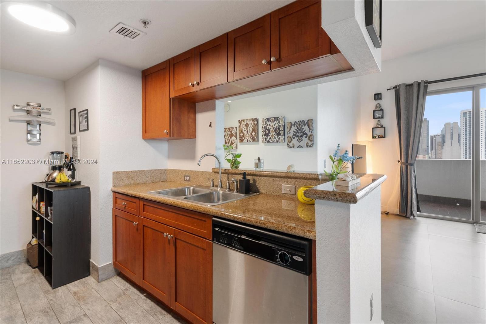 HAVANA LOFTS CONDO - Residential