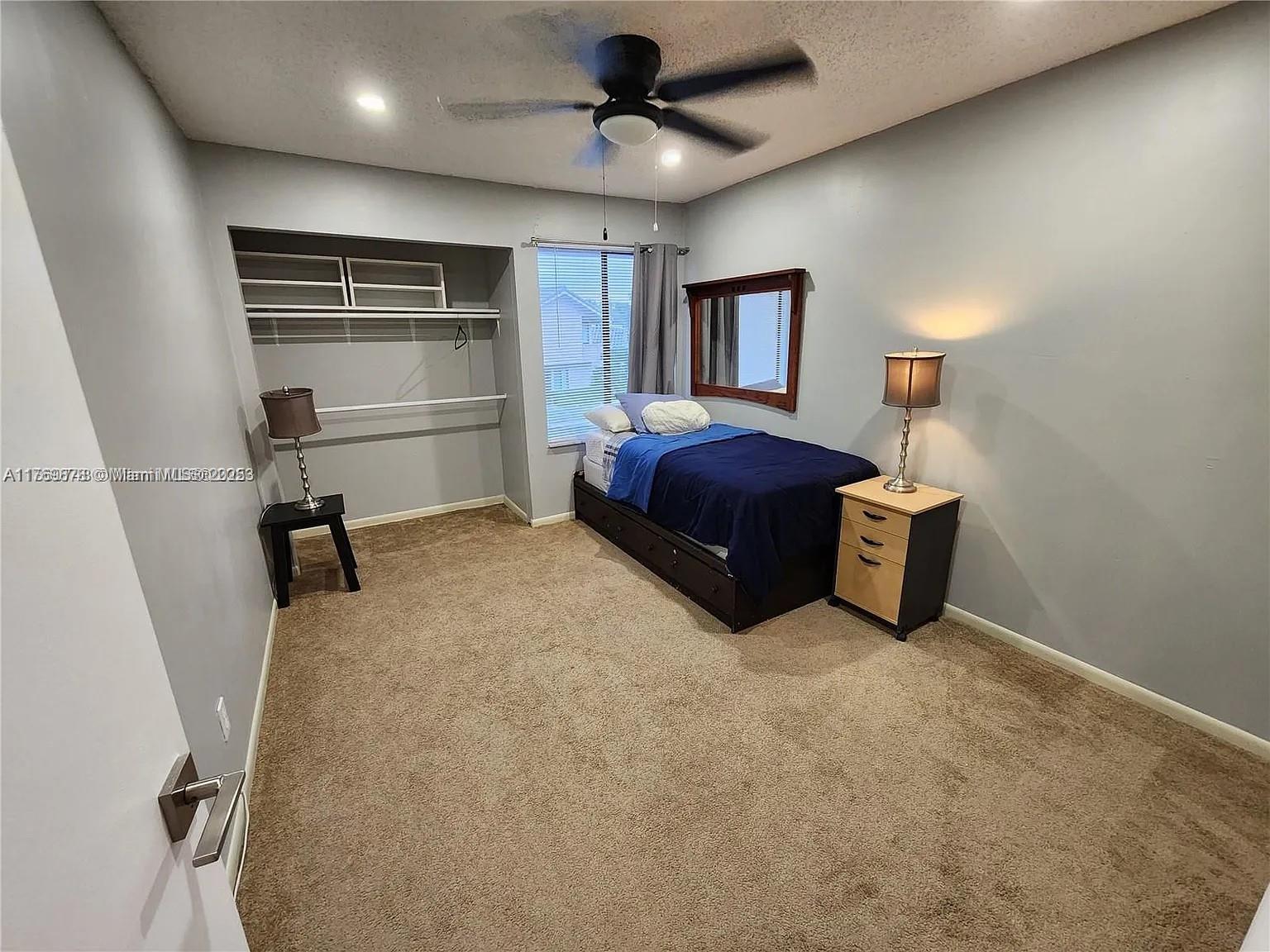 MAPLEWOOD TOWNHOUSES COND - Residential Lease