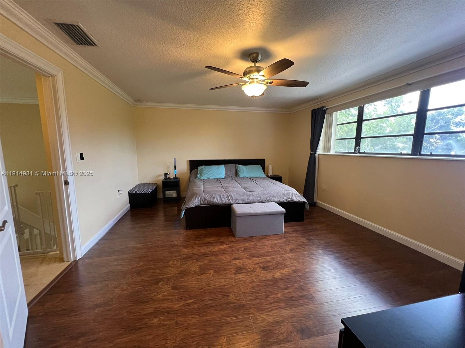 FAIRWAY COVE - Residential