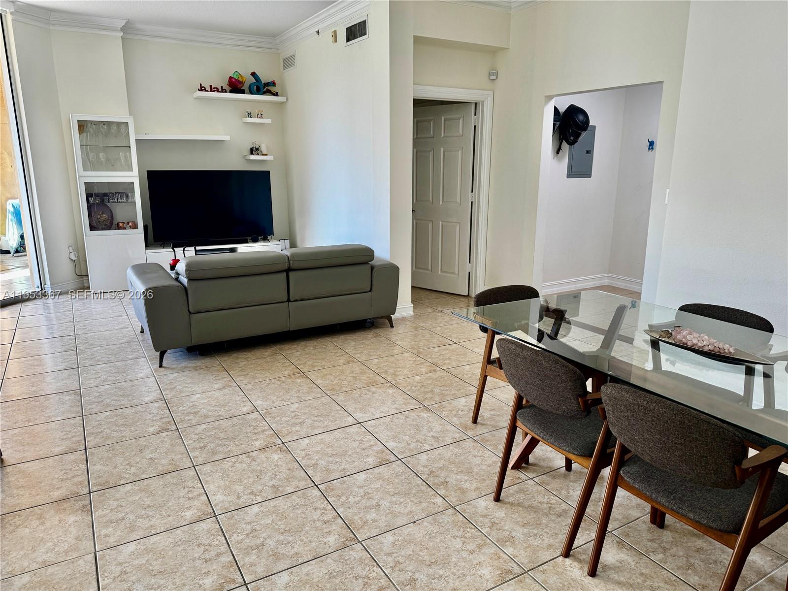 ALAQUA CONDO - Residential
