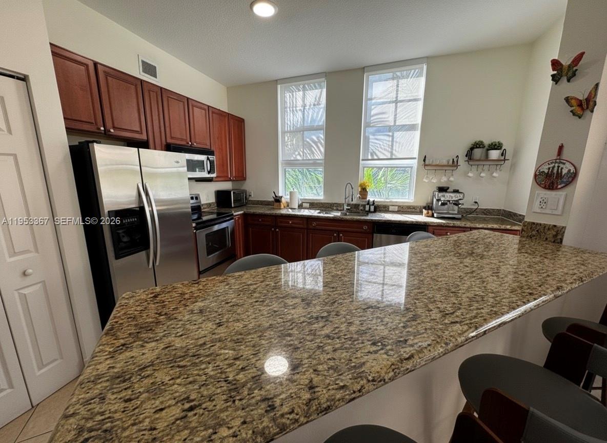 ALAQUA CONDO - Residential