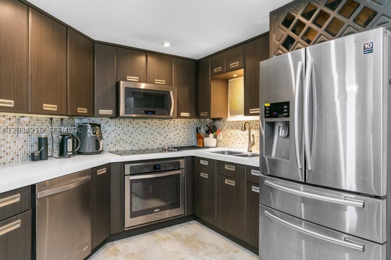 LAS VISTAS AT DORAL CONDO - Residential Lease