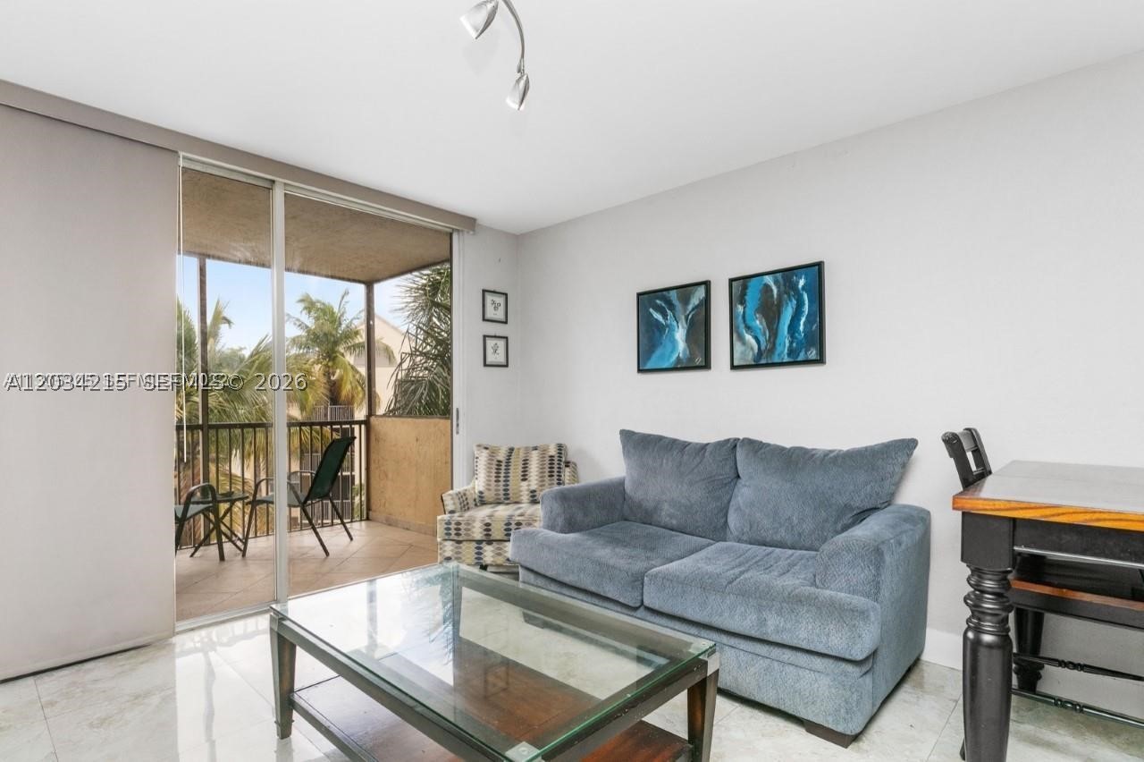 LAS VISTAS AT DORAL CONDO - Residential Lease