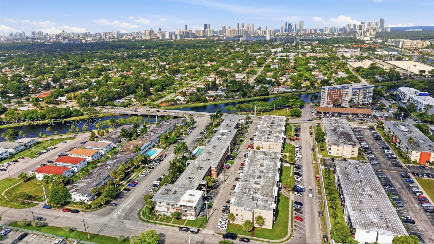 FLORIDIAN ARMS CONDO - Residential