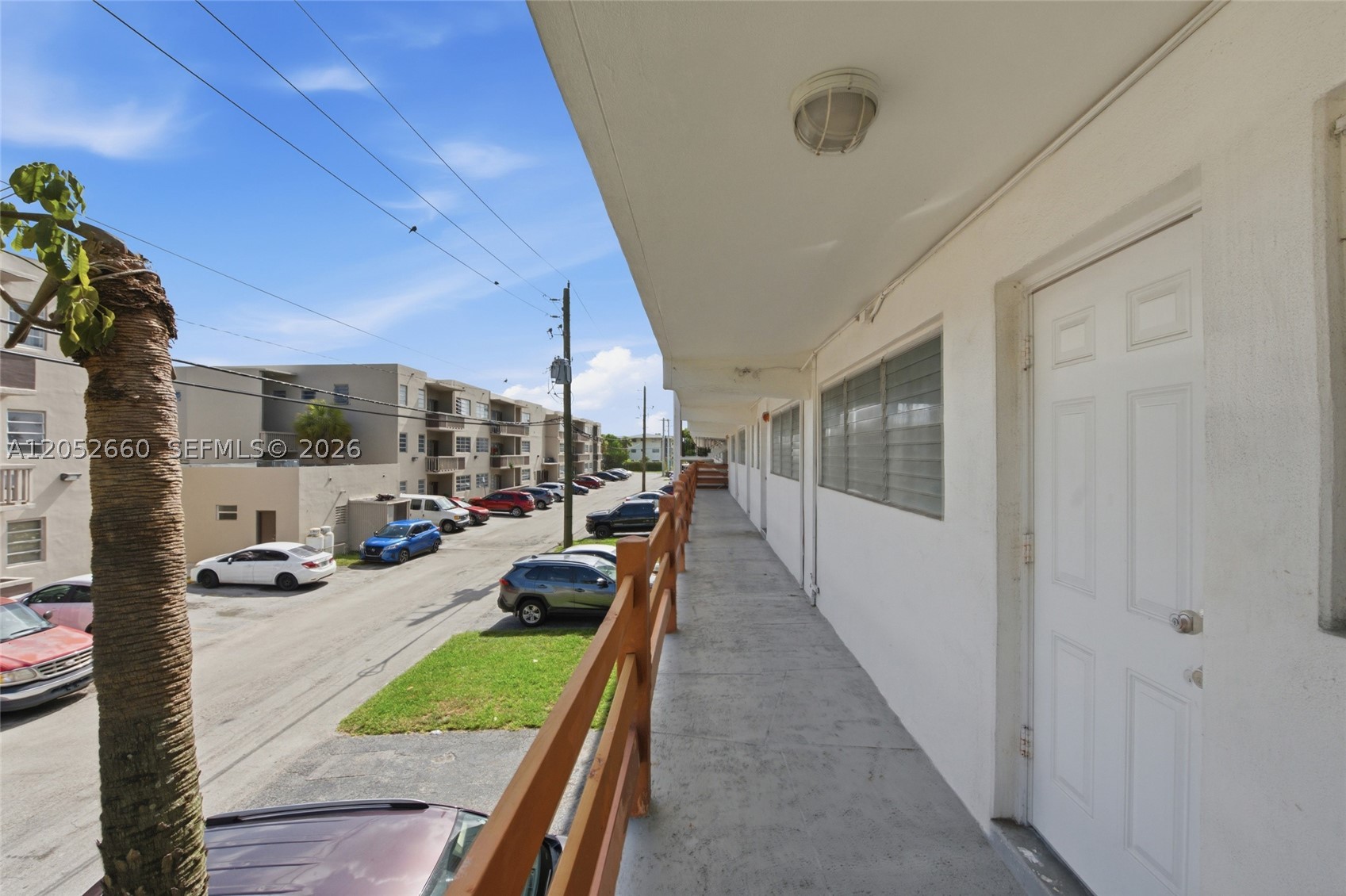 FLORIDIAN ARMS CONDO - Residential