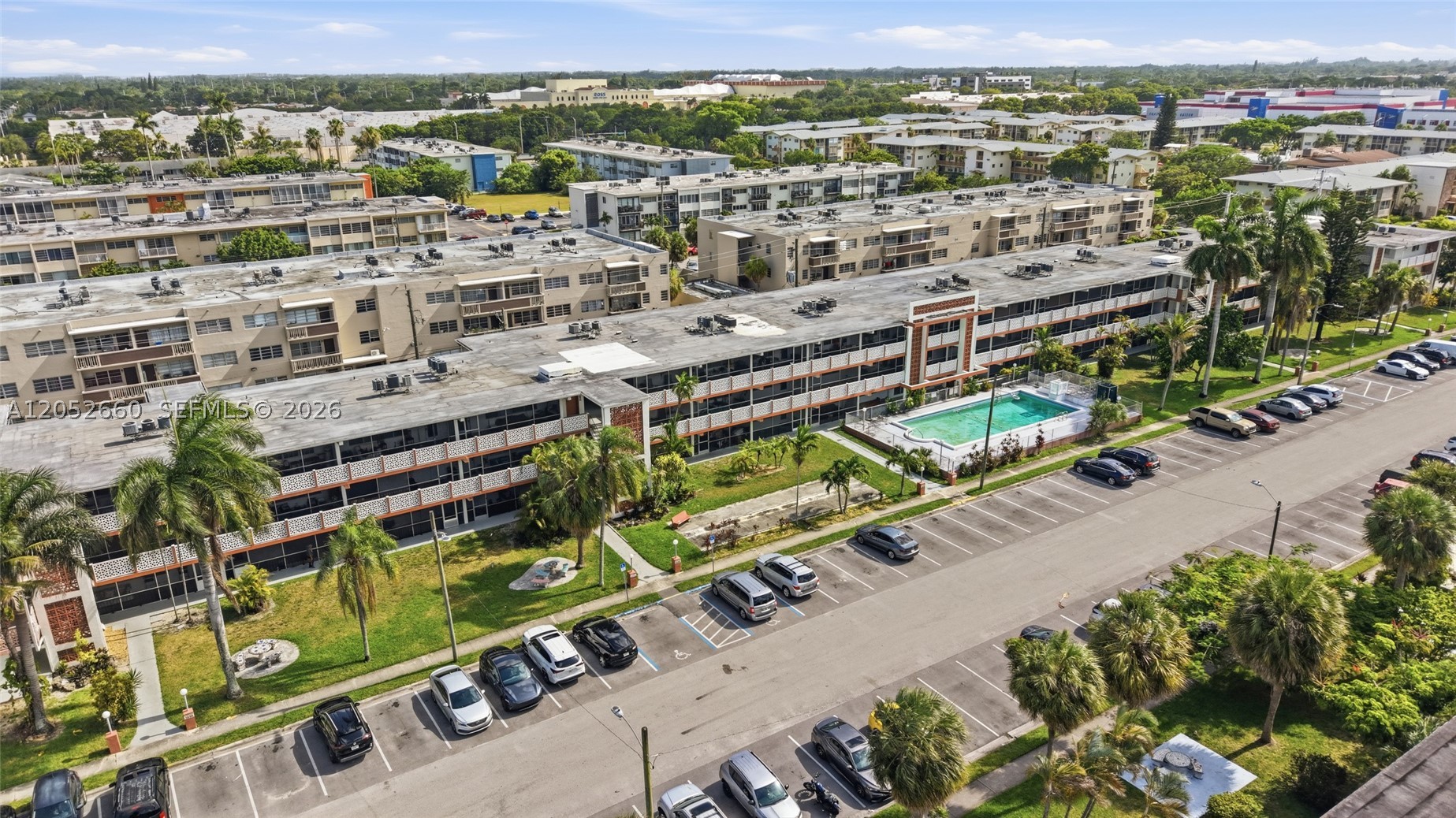 FLORIDIAN ARMS CONDO - Residential