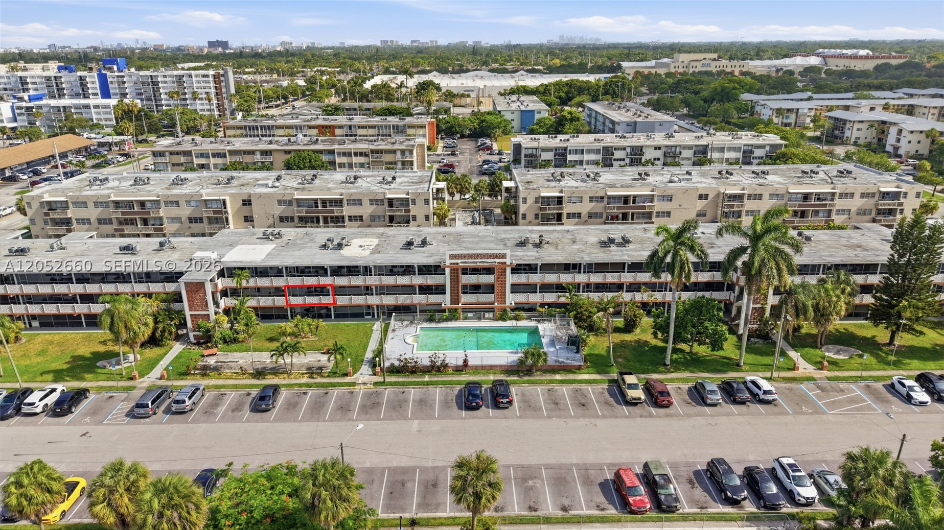 FLORIDIAN ARMS CONDO - Residential