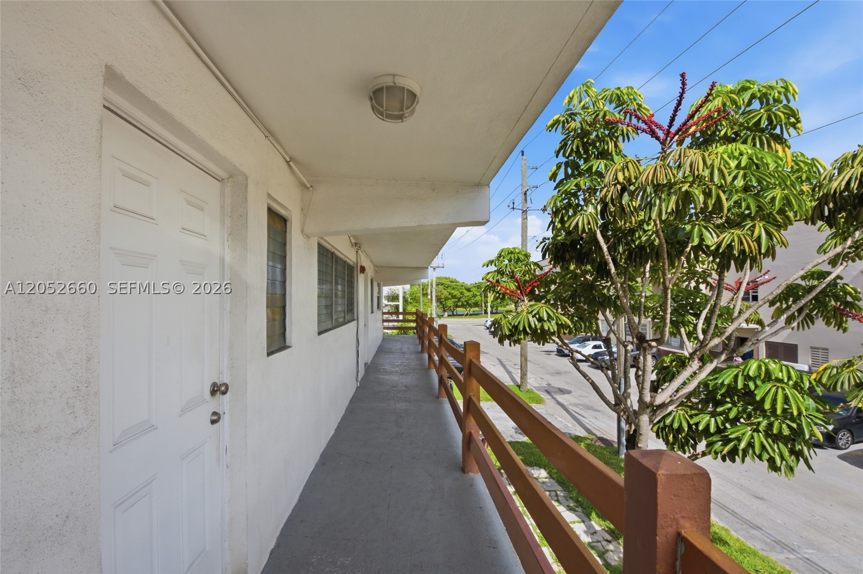 FLORIDIAN ARMS CONDO - Residential