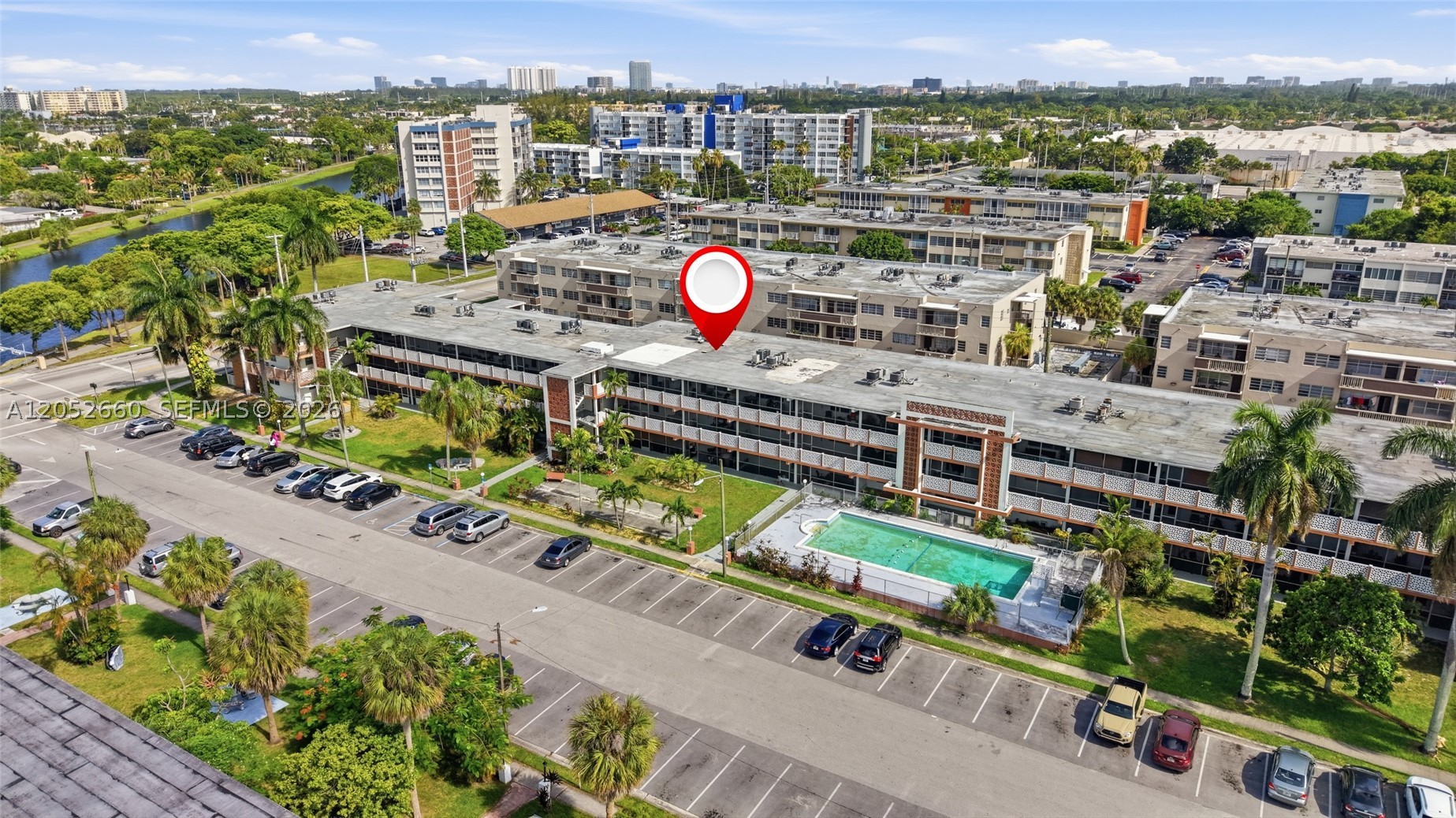 FLORIDIAN ARMS CONDO - Residential