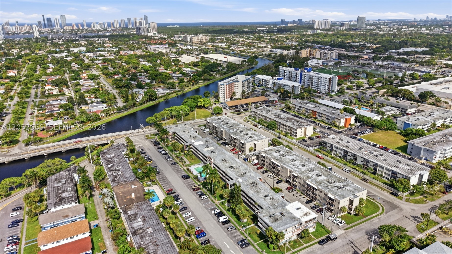 FLORIDIAN ARMS CONDO - Residential