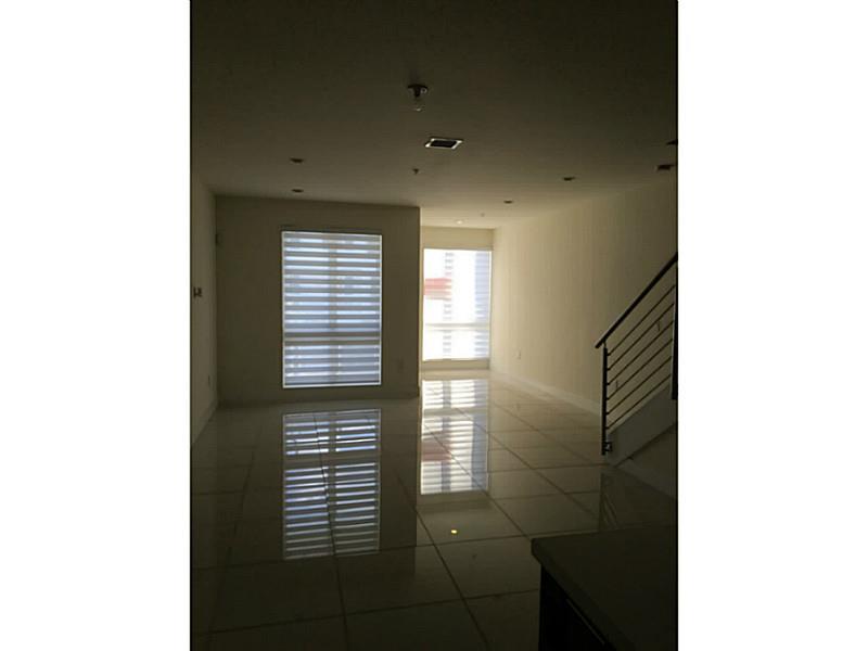 LANDMARK - Residential Lease