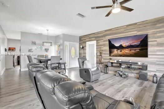 SILVER LAKES PHASE II REP - Residential