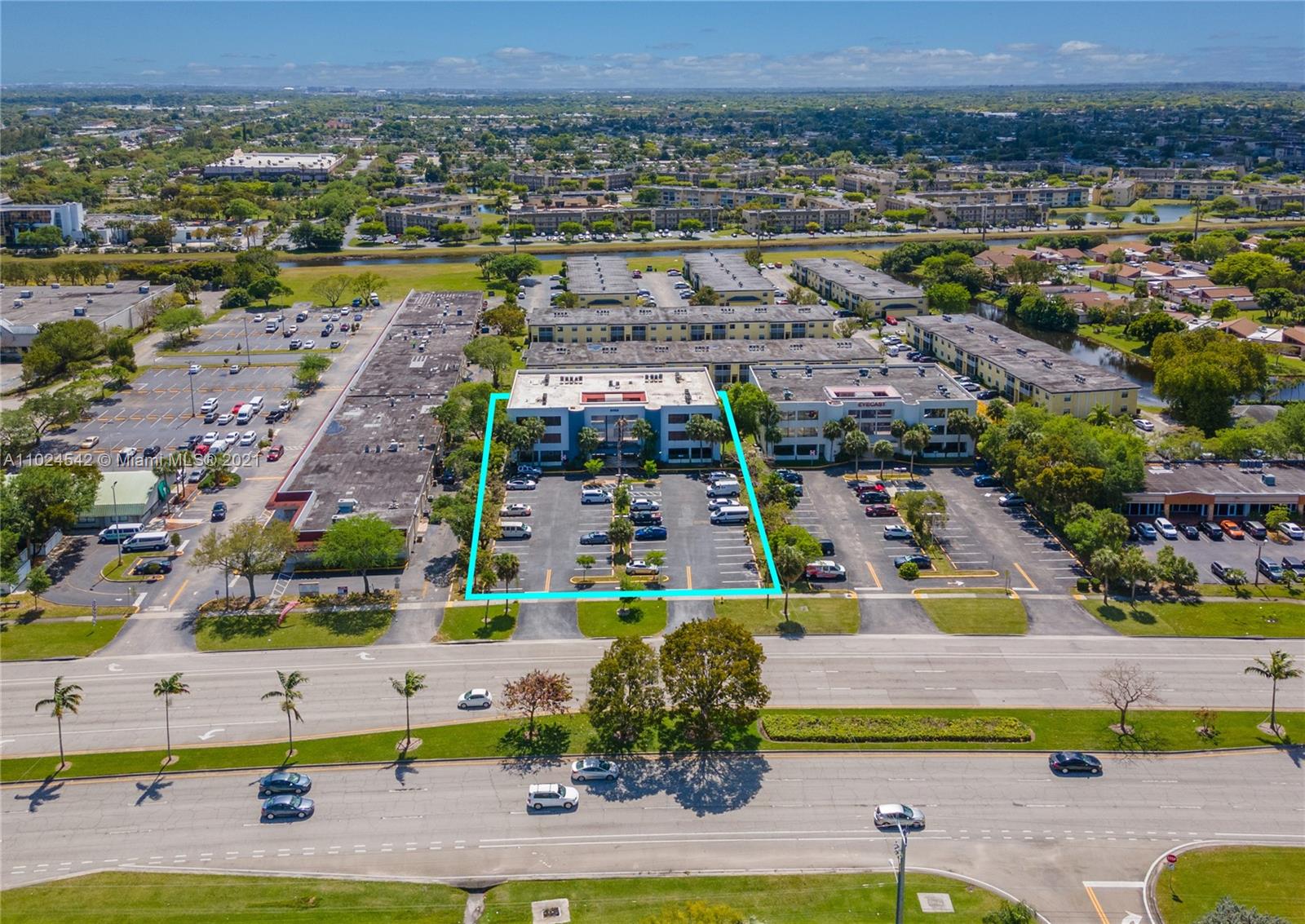 Office building-Sunrise: Three-story office building is located in Oakland Park Boulevard, just west of University Drive. This West Broward location offers easy access to I-75, I-595, University Drive, and Oakland Park Boulevard.
38 offices- 60 parking spaces-Elevator-Roof replaced in 2018- automated door entry with timer
Building :26,328 SF - Lot size : 37,479 SF
Occupancy :95 % - Income producing property- NOI : $346,748 - Cap Rate : 8 %
Possible owner financing depends on the terms.