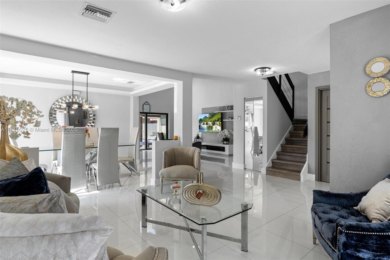 MARBELLA PARK - Residential