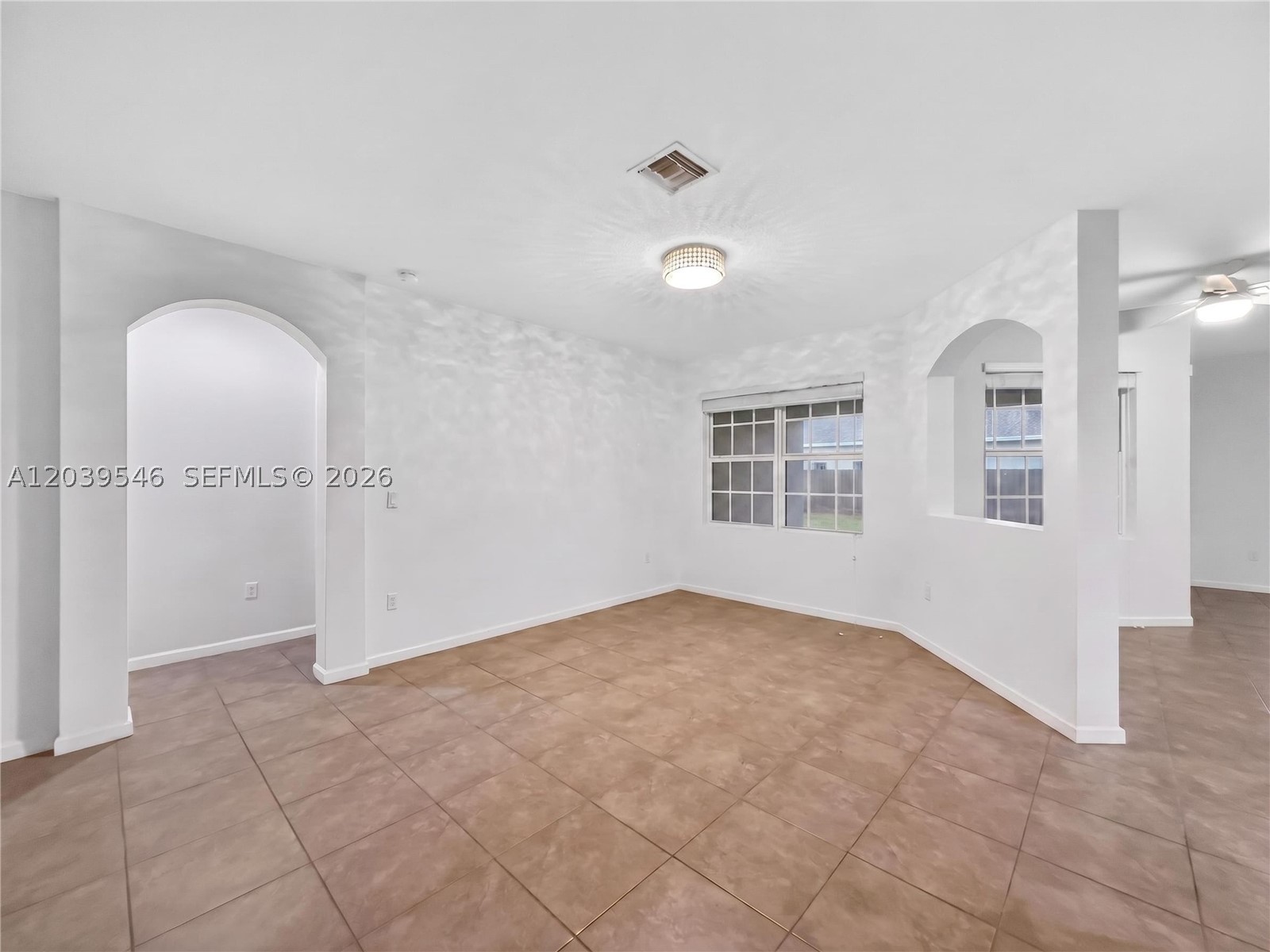 ESTATE MANSIONS 1ST ADDN - Residential