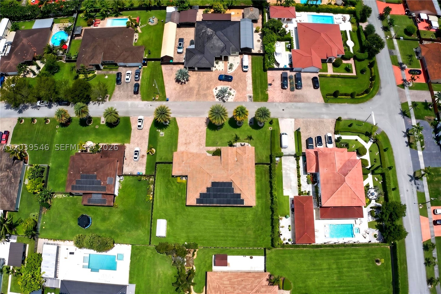 ESTATE MANSIONS 1ST ADDN - Residential