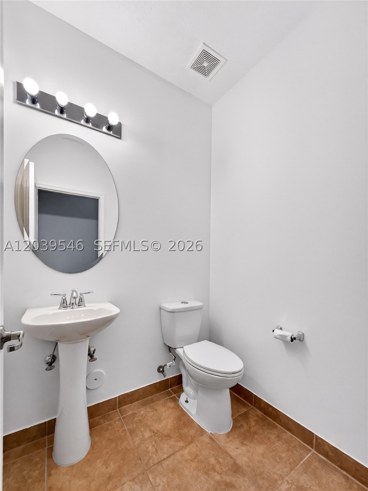 ESTATE MANSIONS 1ST ADDN - Residential