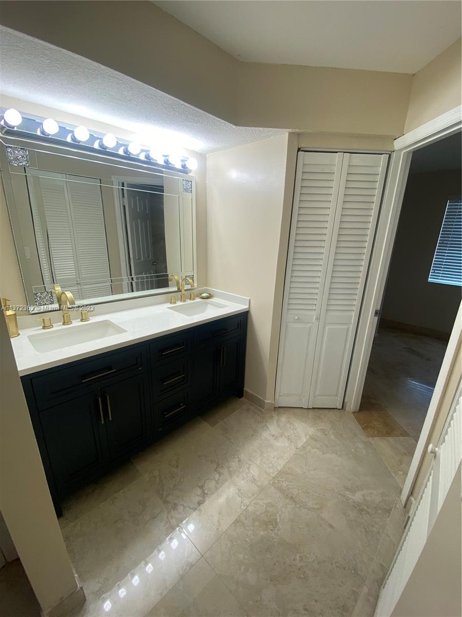 CENTENNIAL SEC 2 - Residential Lease