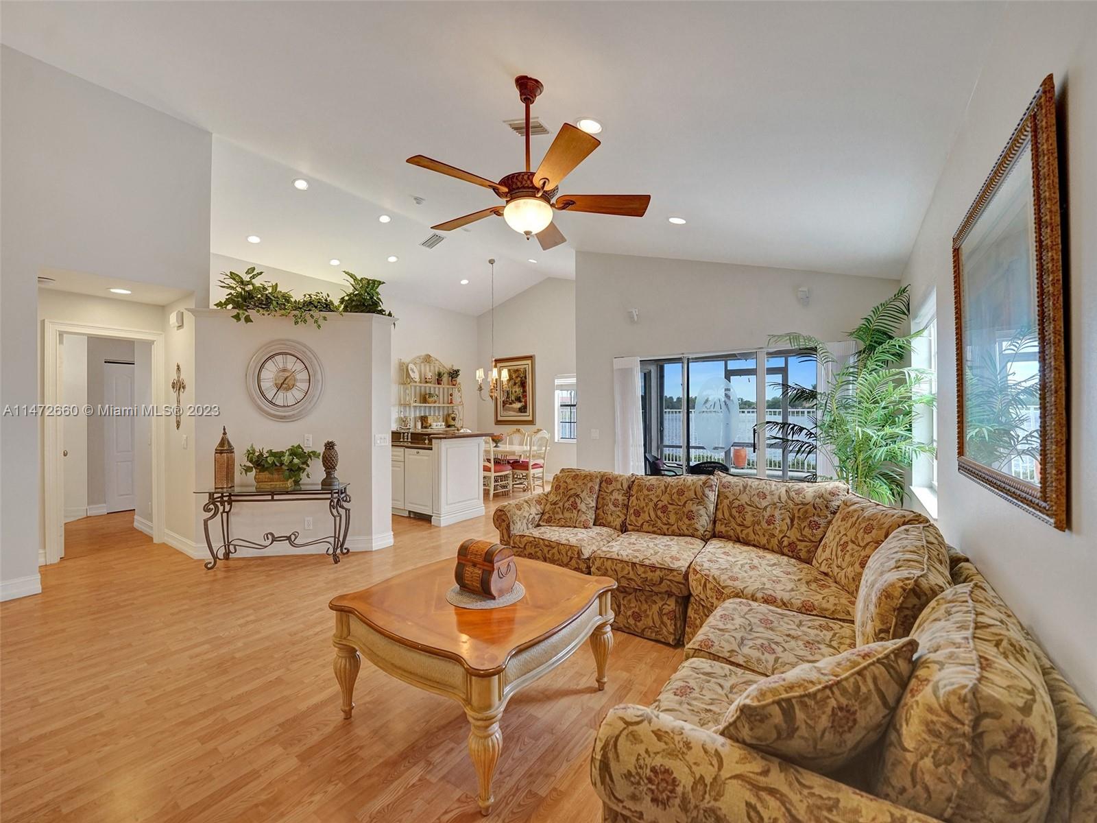 CORAL HARBOUR - Residential