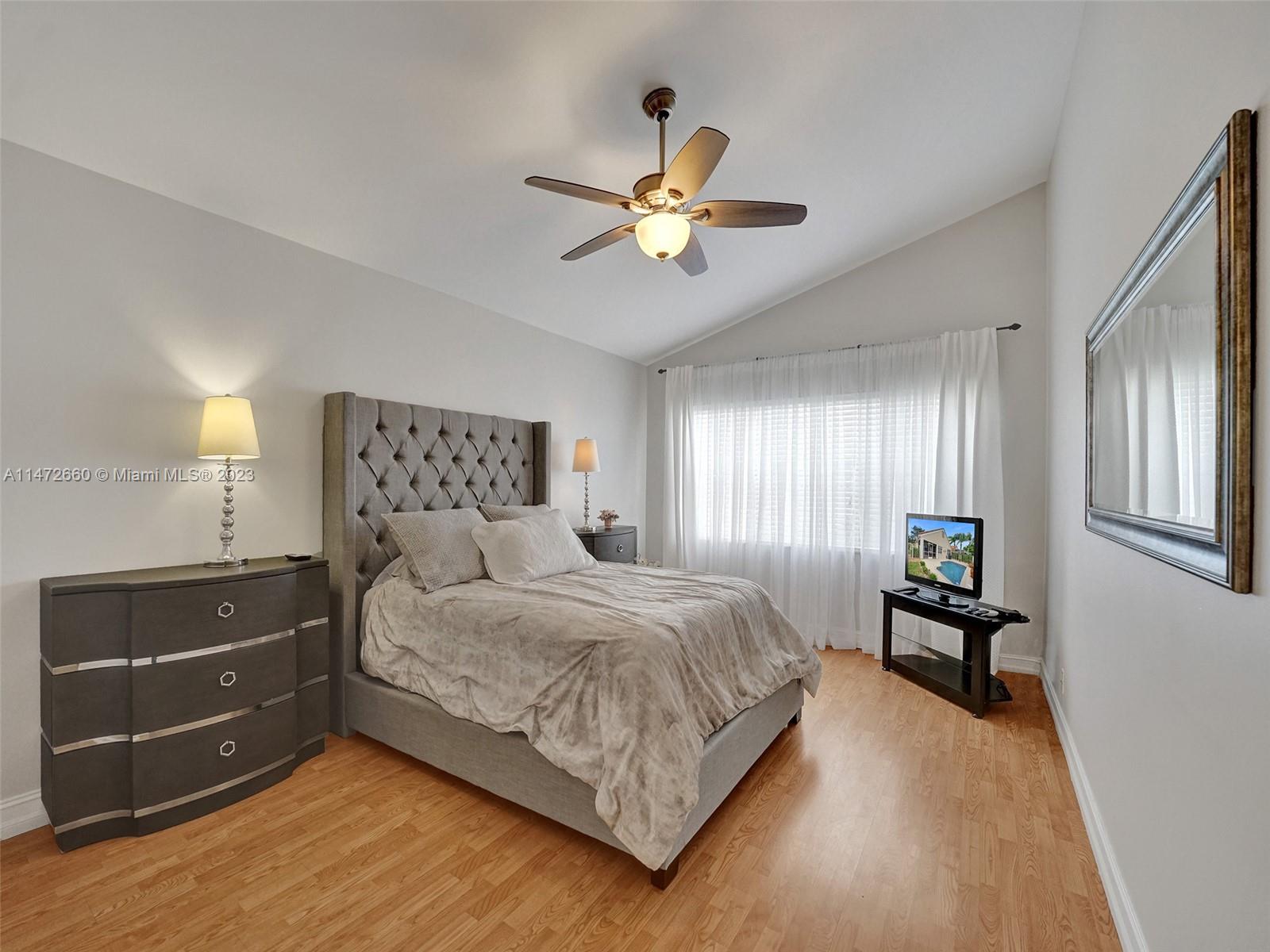 CORAL HARBOUR - Residential